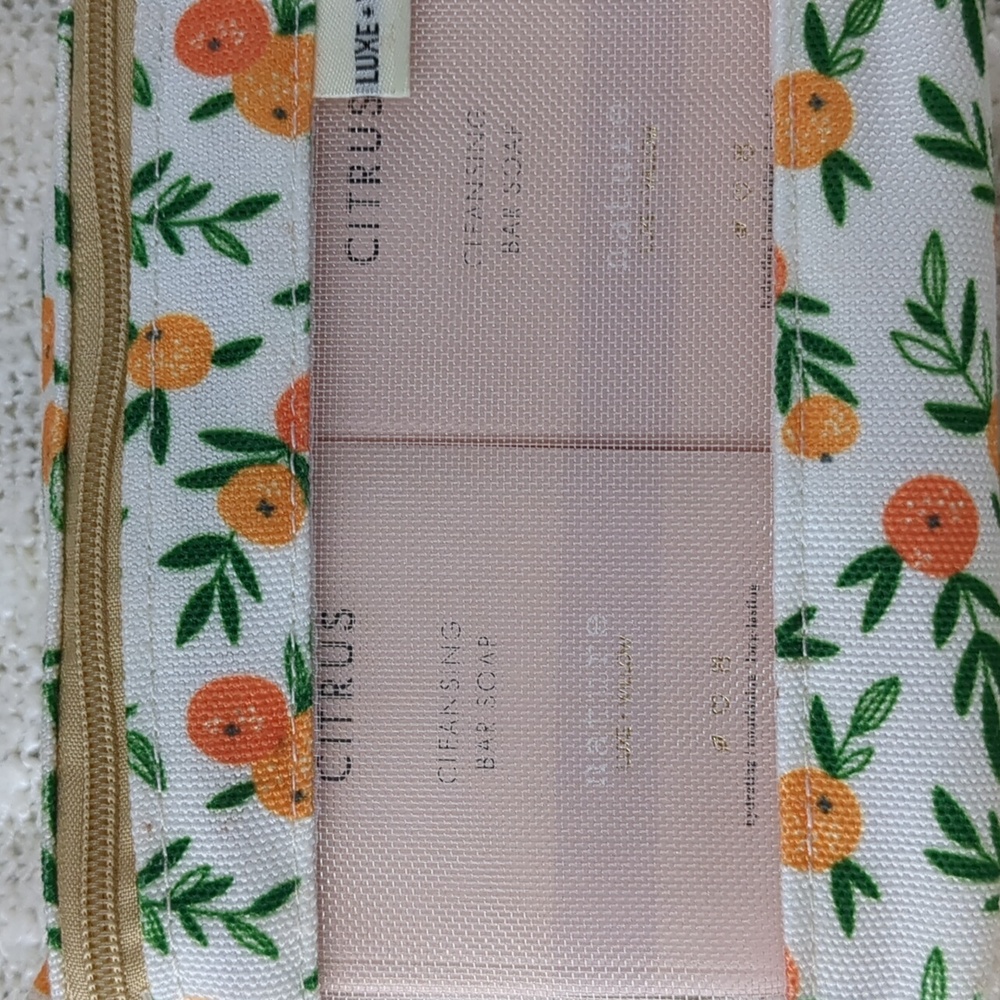 Luxe & Willow 2-Pack Bar Soaps with Cosmetic Pouch in Citrus, 2x 170g/6oz - Picture 5 of 11